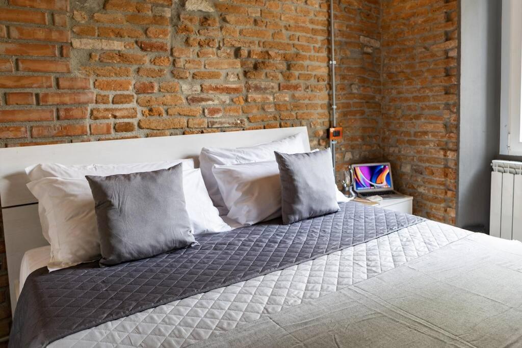 Canonica Brick Apartment Milano Ngoại thất bức ảnh